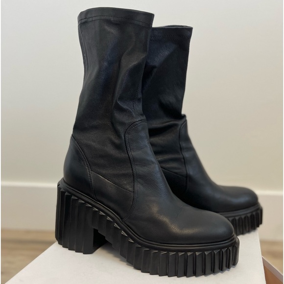 AGL Tiggy Sock booties Size 41 leather combat boot pull on style black boots - Picture 12 of 13